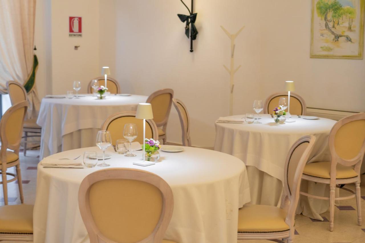 Ostuni Palace - Hotel Bistrot & Spa 외부 사진