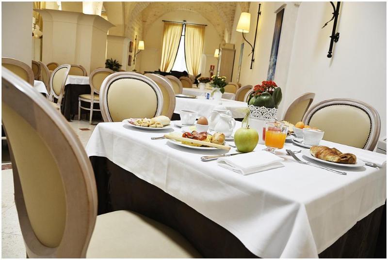 Ostuni Palace - Hotel Bistrot & Spa 외부 사진